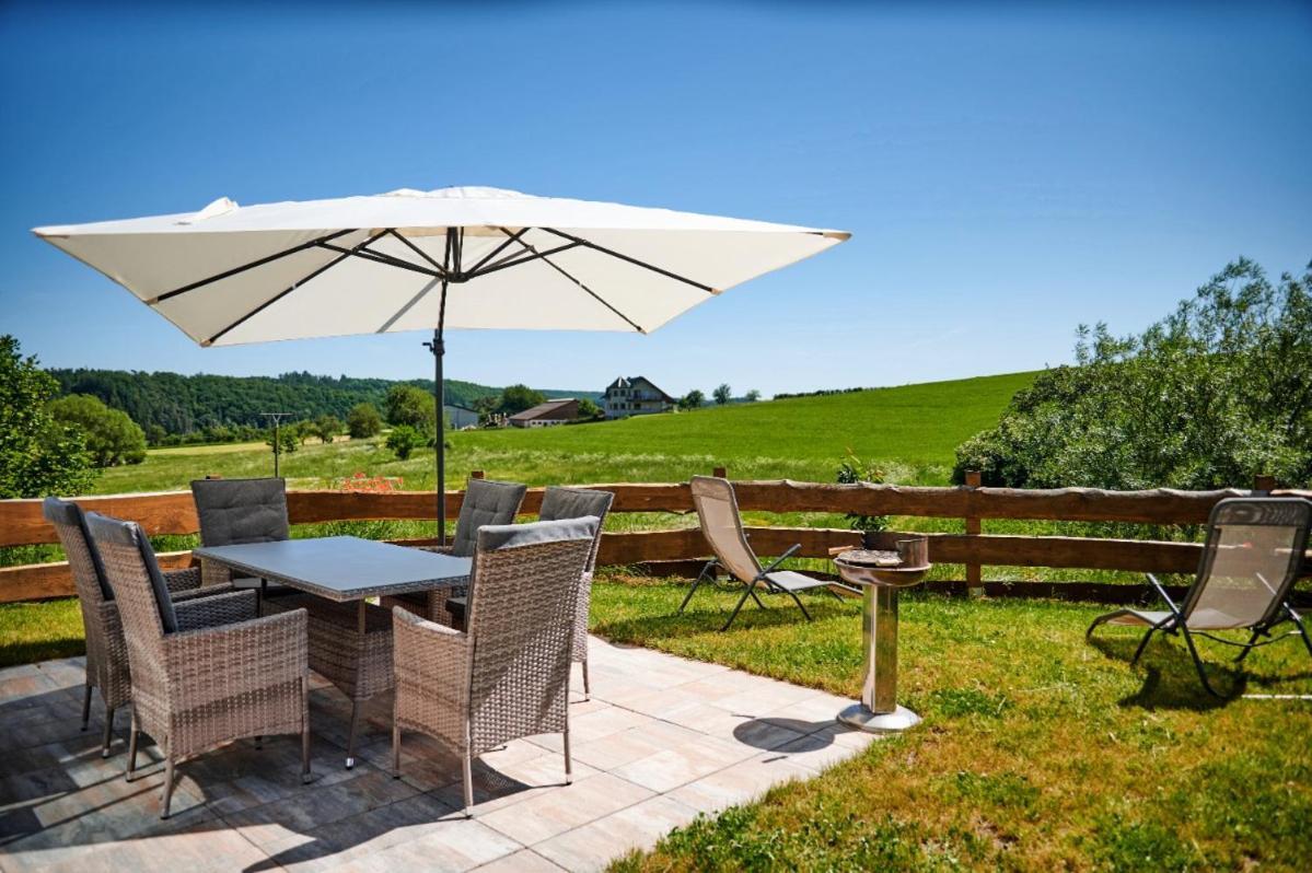 Ferienhaus Chillout Chalets Daun-Kradenbach Exterior foto